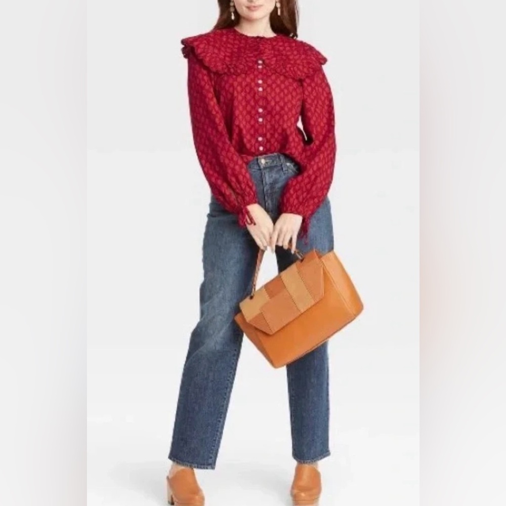 Universal Thread Red Patterned Blouse with Ruffles - Picture 4 of 10